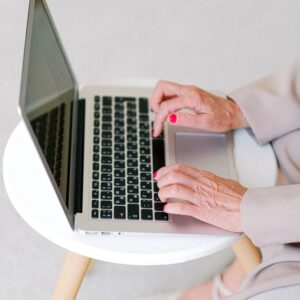 Introducción a las Computadoras - Adultos Mayores